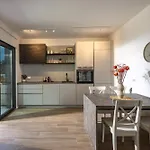 Elegant Casa Aria With 2 Gardens And Bbq Facilities